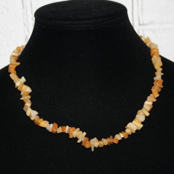 Beautiful natural tan stone beaded necklace 18" New without tags - Picture 1 of 5